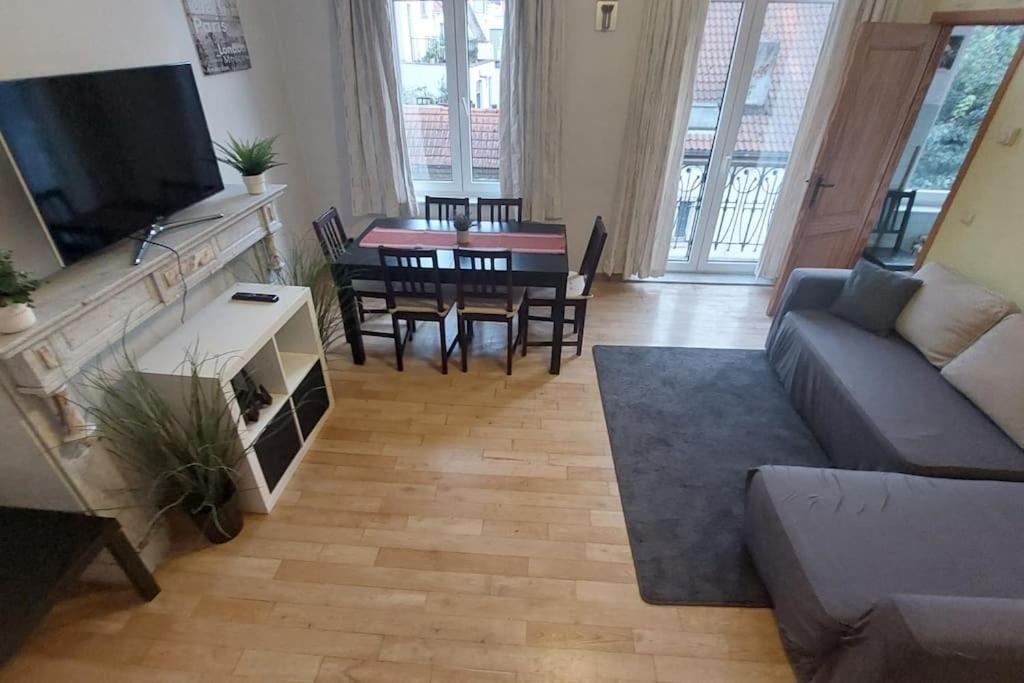 Charming 1-Bedroom Apartment Βρυξέλλες Εξωτερικό φωτογραφία