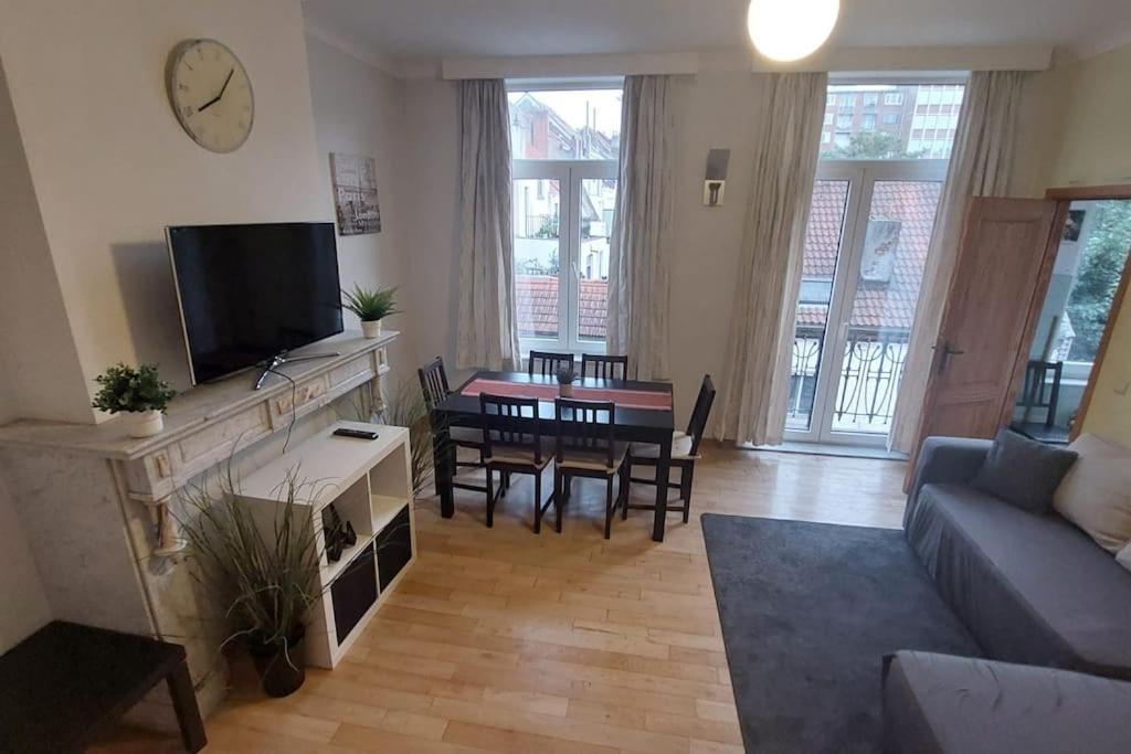 Charming 1-Bedroom Apartment Βρυξέλλες Εξωτερικό φωτογραφία