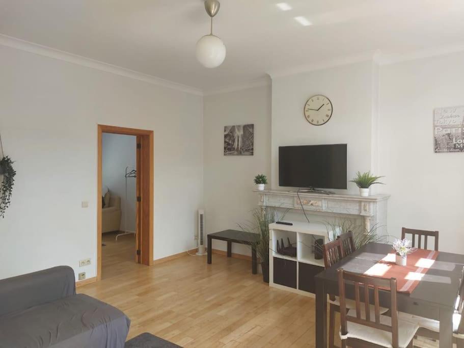 Charming 1-Bedroom Apartment Βρυξέλλες Εξωτερικό φωτογραφία